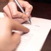 Compravendite sotto i 100mila euro: si possono fare gli atti senza notaio?