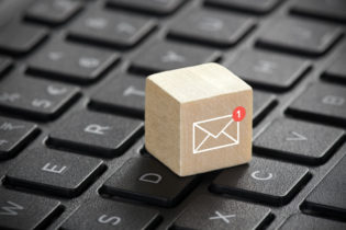Notifica a mezzo PEC: quali atti possono essere inviati?